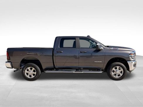 Used 2026 RAM 2500 Big Horn AWD/4WD image 6