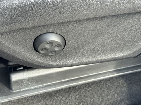 Used 2022 Mercedes-Benz GLE 350 image 24