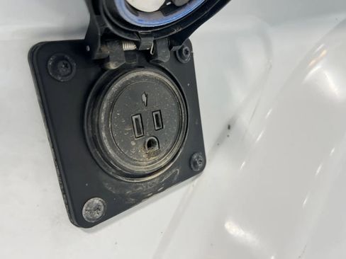 Used 2023 RAM 2500 Big Horn w/ Cold Weather Group image 19