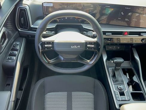 Certified 2026 Kia Sorento LX image 15