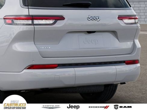 New 2026 Jeep Grand Cherokee L Limited image 1