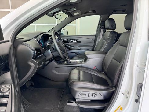 Certified 2023 Chevrolet Traverse RS image 5