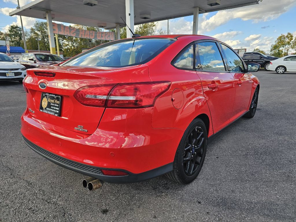 Used 2016 Ford Focus SE w/ Equipment Group 201A FWD image 13