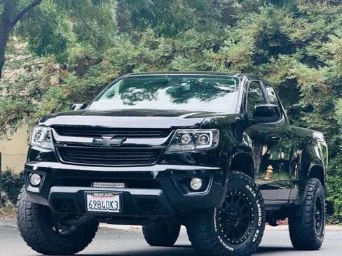 Used 2016 Chevrolet Colorado LT w/ Midnight Edition image 1