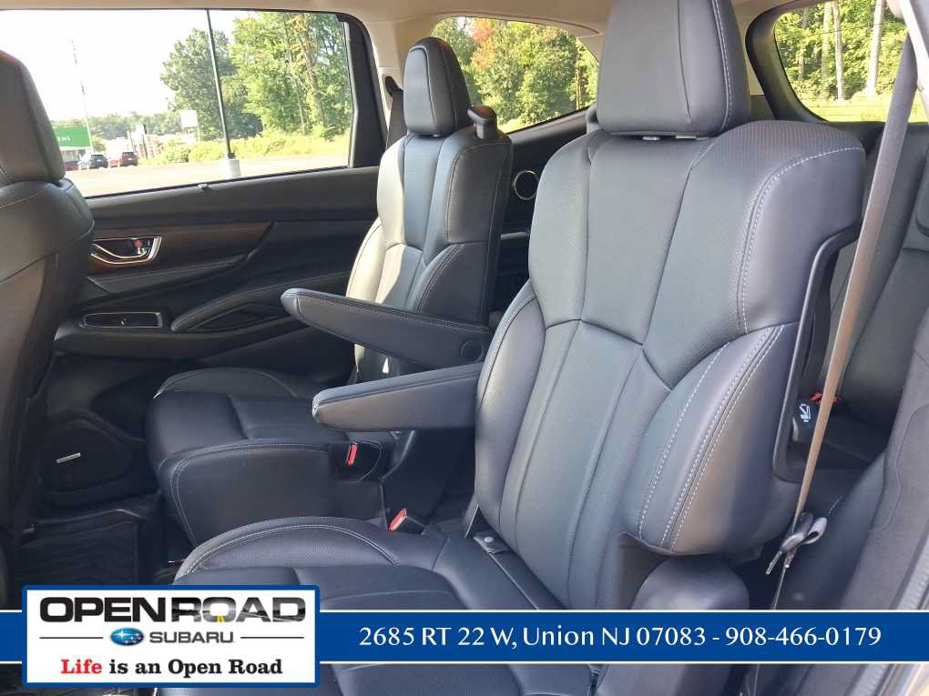 Used 2023 Subaru Ascent Touring AWD/4WD image 23