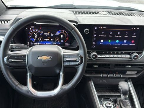 Used 2025 Chevrolet Colorado LT w/ LT Convenience Package AWD/4WD image 27