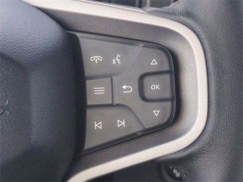 New 2025 Ford Bronco Badlands image 25