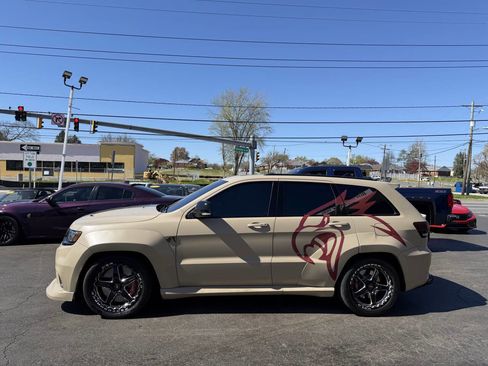 Used 2018 Jeep Grand Cherokee Trackhawk image 5