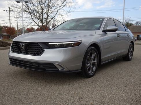 Used 2024 Honda Accord EX image 6