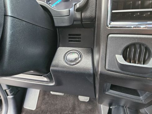 Used 2018 Ford Expedition Limited AWD/4WD image 21