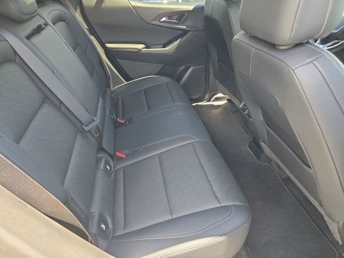 Certified 2025 Chevrolet Equinox LT w/ Convenience Package II FWD image 20