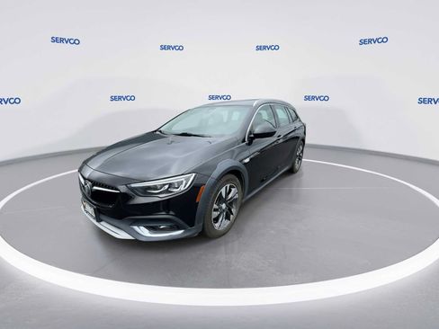 Used 2018 Buick Regal Essence w/ Driver Confidence Package #1 AWD/4WD image 4