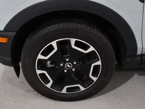 Used 2023 Ford Bronco Sport Outer Banks w/ Tech Package AWD/4WD image 23