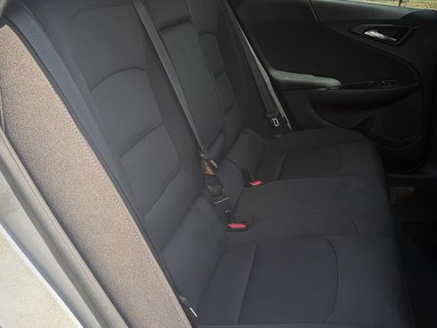 Used 2018 Chevrolet Malibu LS FWD image 23