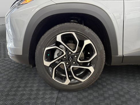 New 2026 Chevrolet Trax RS w/ Sunroof Package image 31