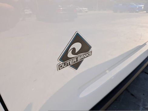 Used 2025 Ford Bronco Sport Outer Banks w/ Outer Banks Tech Package+ AWD/4WD image 11