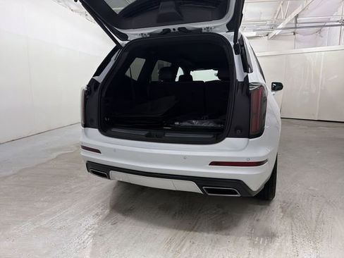 Certified 2025 Cadillac XT6 Sport w/ Platinum Package image 27