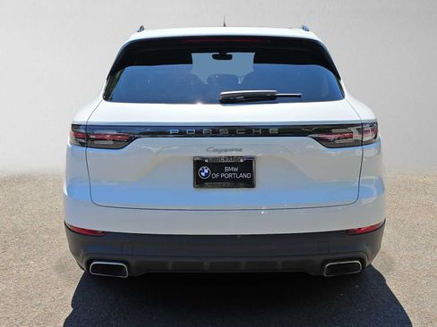 Used 2021 Porsche Cayenne AWD/4WD image 4
