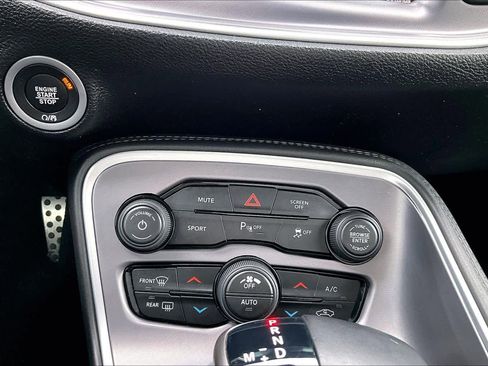 Used 2019 Dodge Challenger SXT w/ Plus Package image 32