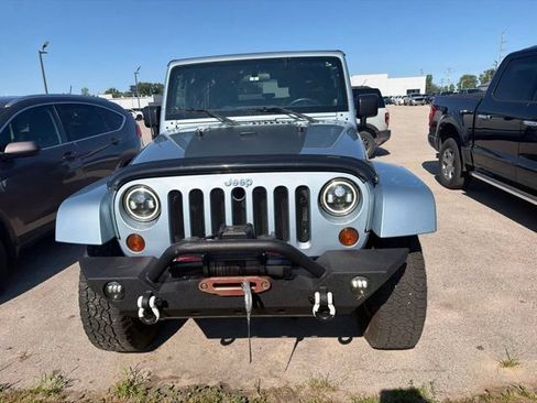 Used 2012 Jeep Wrangler Sahara AWD/4WD image 2