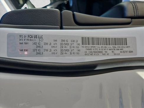 Used 2017 Jeep Grand Cherokee Altitude image 25