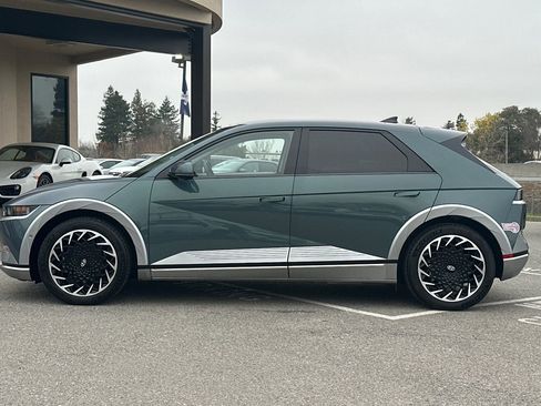 Used 2024 Hyundai Ioniq 5 Limited image 7