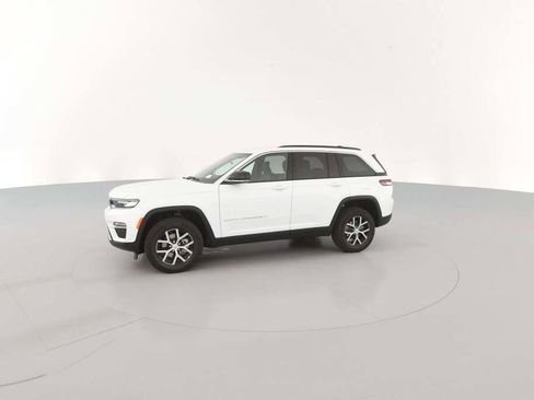 New 2025 Jeep Grand Cherokee Limited image 5