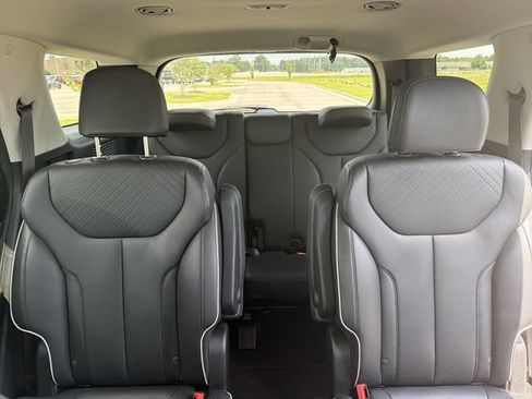 Used 2025 Hyundai Palisade SEL AWD/4WD image 25