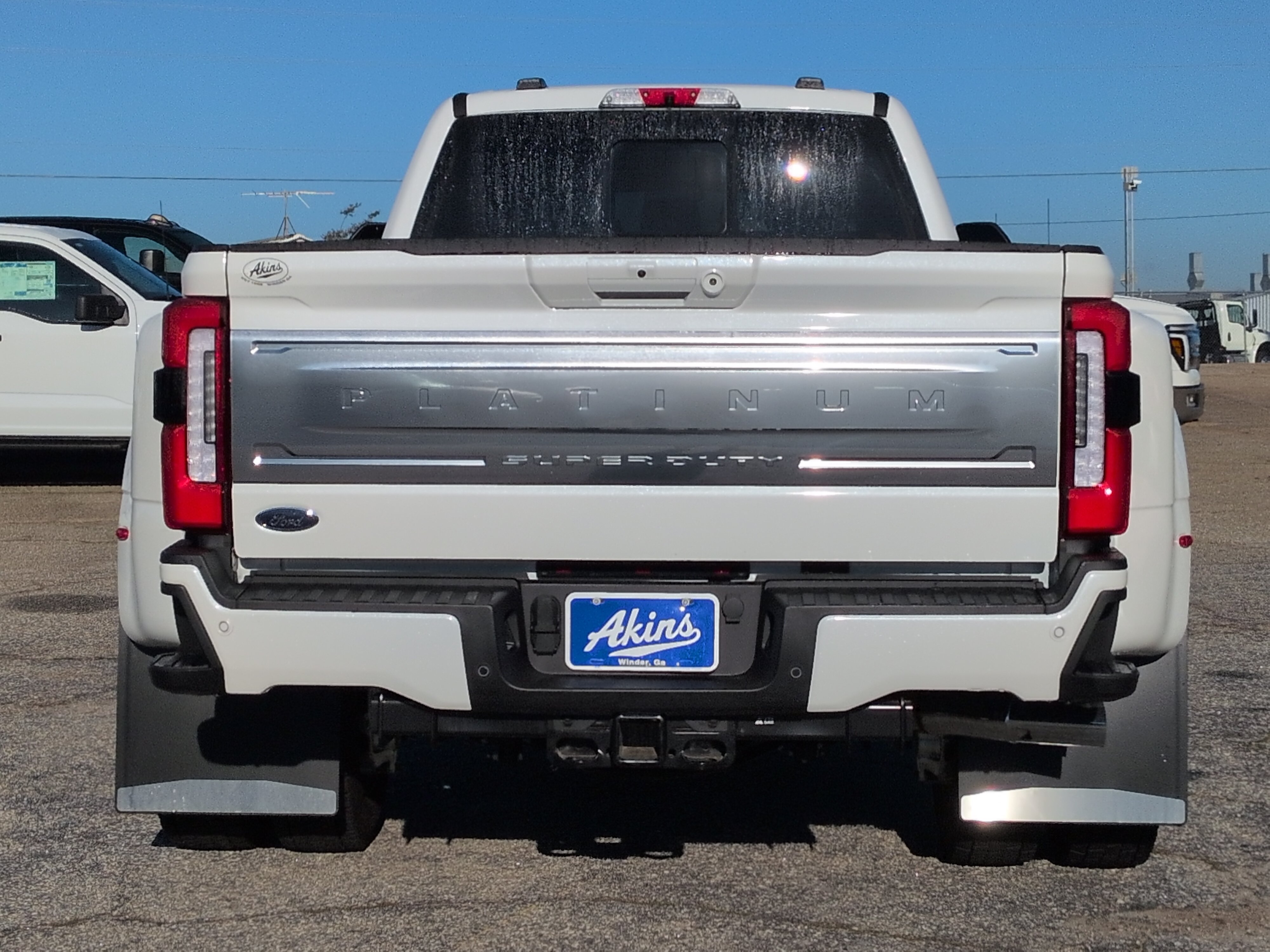 Used 2026 Ford F450 Platinum w/ Platinum Plus Package AWD/4WD image 4