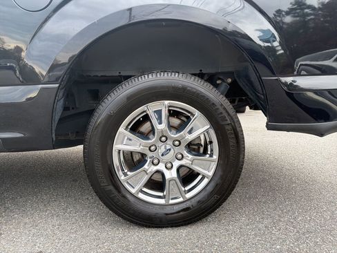 Used 2017 Ford F150 XLT w/ Equipment Group 302A Luxury image 13