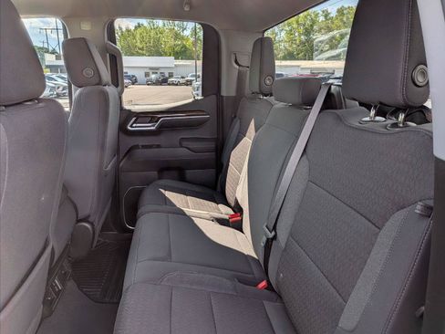 Used 2023 GMC Sierra 1500 SLE w/ X31 Off-Road Package AWD/4WD image 20