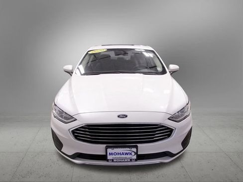 Used 2020 Ford Fusion SE image 10