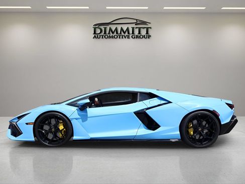 Used 2025 Lamborghini Revuelto AWD/4WD image 2