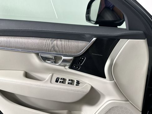 New 2025 Volvo S90 B6 Ultra w/ Lounge Package image 18