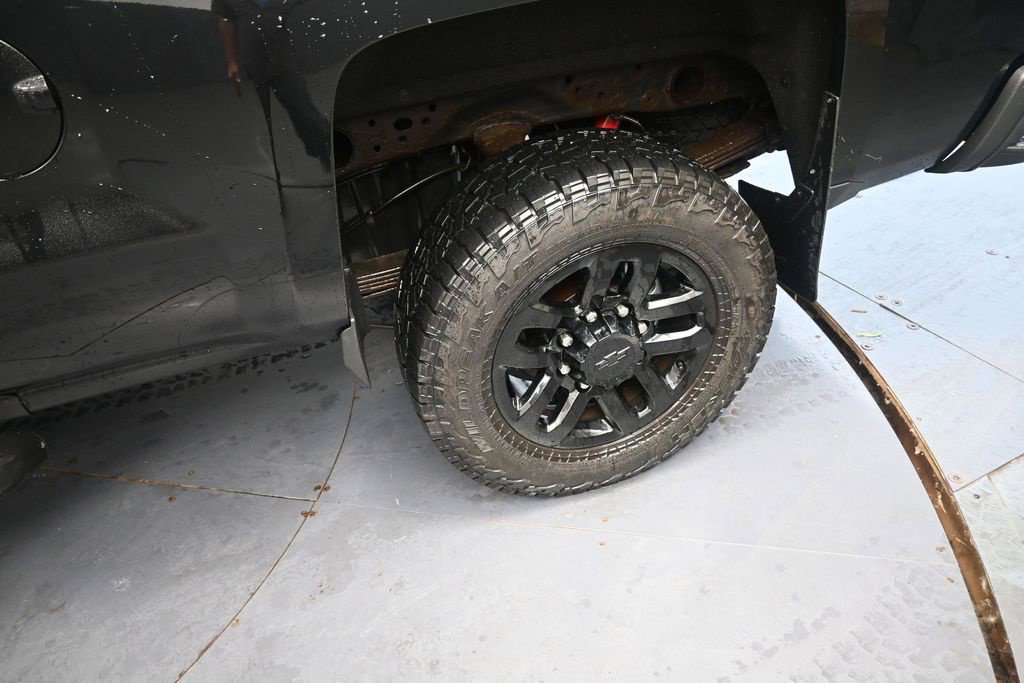 Used 2016 Chevrolet Silverado 2500 LT w/ Midnight Edition AWD/4WD image 19