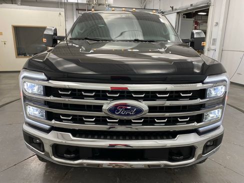 Used 2025 Ford F250 Lariat w/ Lariat Ultimate Package AWD/4WD image 2