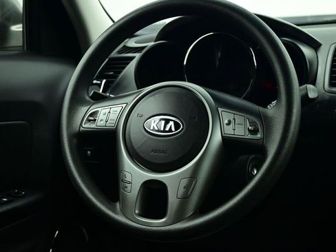 Used 2011 Kia Soul + image 39