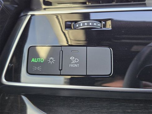Used 2025 Audi Q7 3.0T Premium Plus image 22