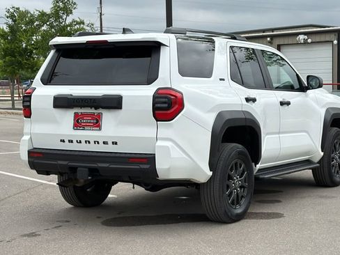 Used 2025 Toyota 4Runner SR5 image 6