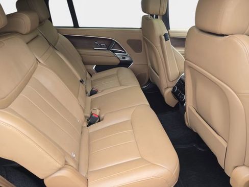 Used 2023 Land Rover Range Rover Long Wheelbase SE image 11