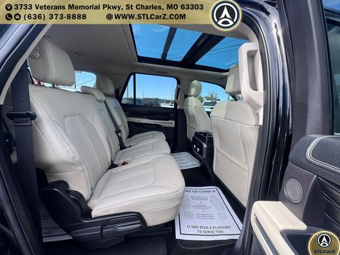 Used 2018 Ford Expedition Max Platinum AWD/4WD image 14