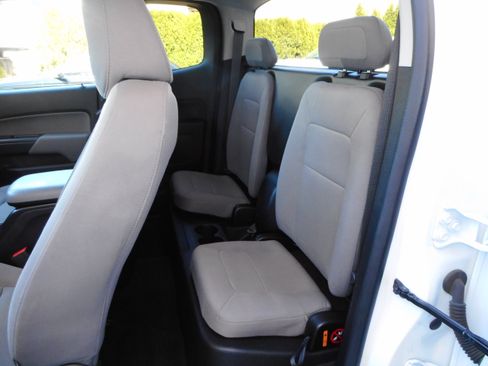Used 2016 Chevrolet Colorado W/T w/ WT Convenience Package AWD/4WD image 20