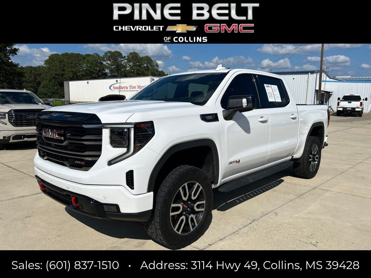 Used 2025 GMC Sierra 1500 AT4 w/ AT4 Premium Package AWD/4WD image 1