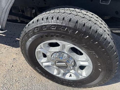 Used 2025 Ford F250 XLT w/ FX4 Off-Road Package image 12