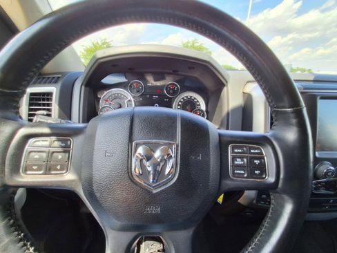 Used 2017 RAM 1500 Big Horn AWD/4WD image 13