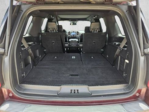 Used 2020 Ford Expedition XLT w/ Equipment Group 202A RWD image 6