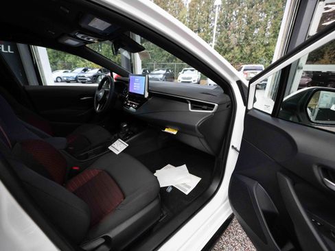 New 2026 Toyota Corolla SE w/ SE Package image 25