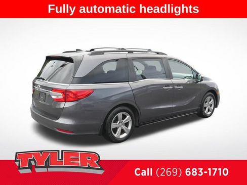 Used 2018 Honda Odyssey EX-L image 8
