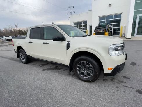 Used 2024 Ford Maverick XLT w/ Equipment Group 300A Standard AWD/4WD image 2