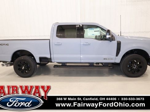 New 2026 Ford F350 Lariat w/ Black Appearance Package AWD/4WD image 1